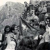 Anno 1953 - Callare di Matanna (Alpi Apuane) - Alla presenza del presidente nazionale Prospero Del Din, le sezioni Uoeine toscane, regalano il gagliardetto alla nuova sezione di Trieste.